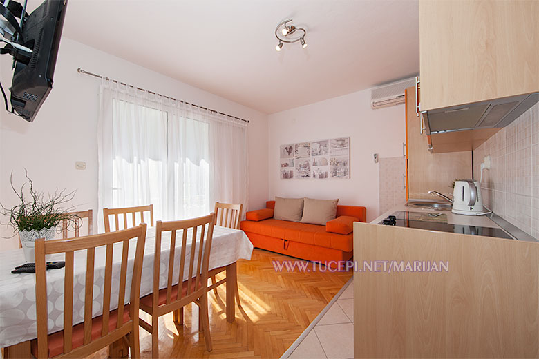 Apartments Marijan, Tučepi - dining room