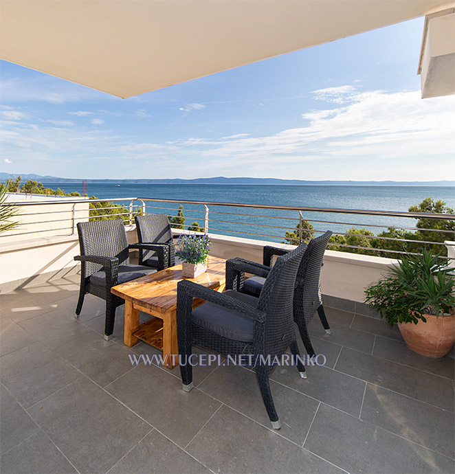 balcony with sea view - apartments Marinko, Tučepi