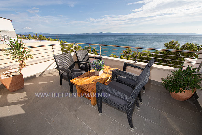 balcony with sea view - apartments Marinko, Tučepi