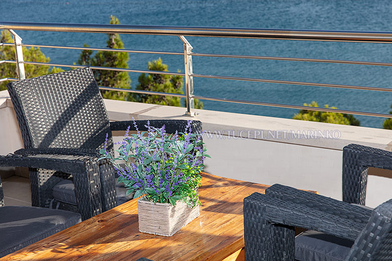 balcony with sea view - apartments Marinko, Tučepi