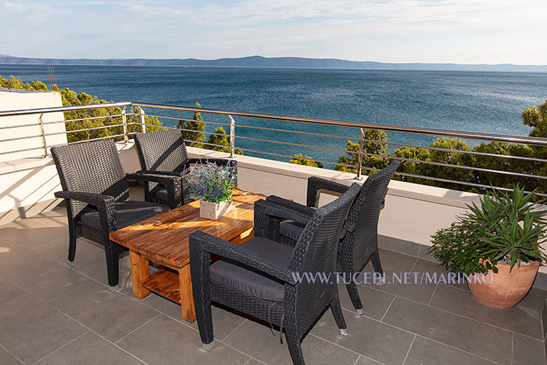 balcony with sea view - apartments Marinko, Tučepi