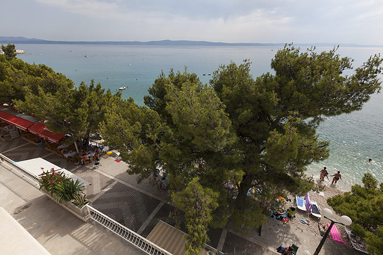 balcony with sea view - apartments Marinko, Tučepi