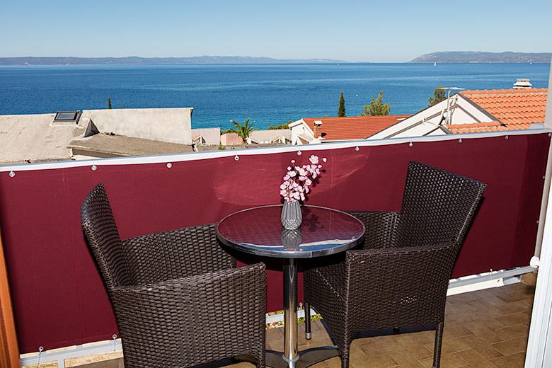 Apartments Matić, Tučepi - balcony with sea view