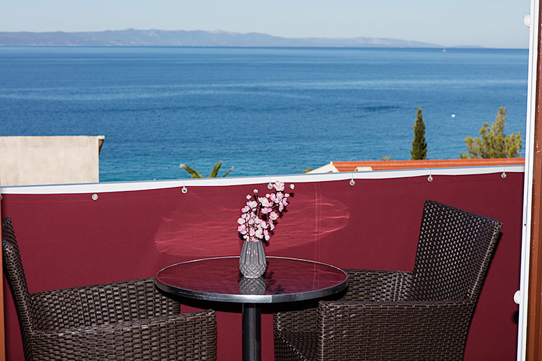 Apartments Matić, Tučepi - balcony with sea view