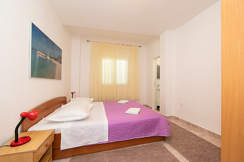 Apartments Matić, Tučepi - first bedroom