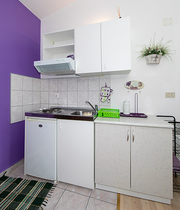 Apartments Mia, Tučepi - kitchen