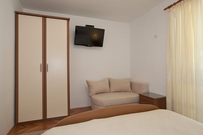Apartments Mihaljević, Tučepi - bedroom