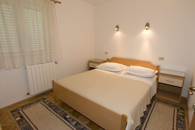 Apartments Mihaljević, Tučepi - bedroom