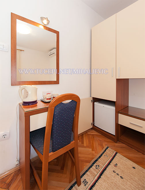 Apartments Mihaljević, Tučepi - bedroom