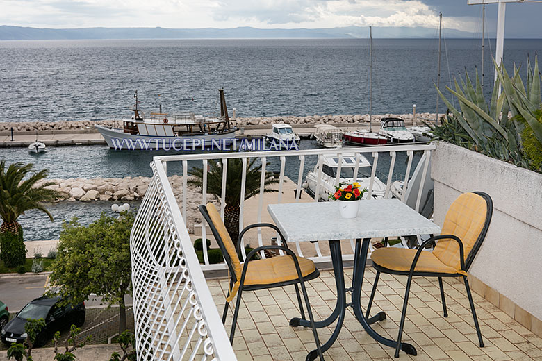 balcony with sea view - apartments Mijačika, Tučepi