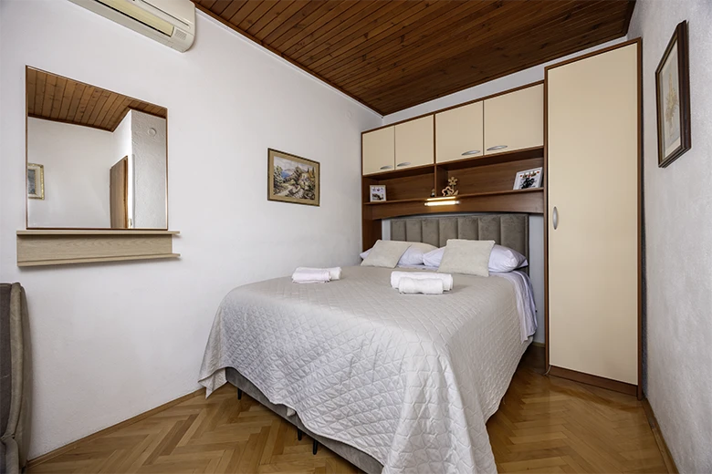 Apartments Milković, Tučepi - bedroom