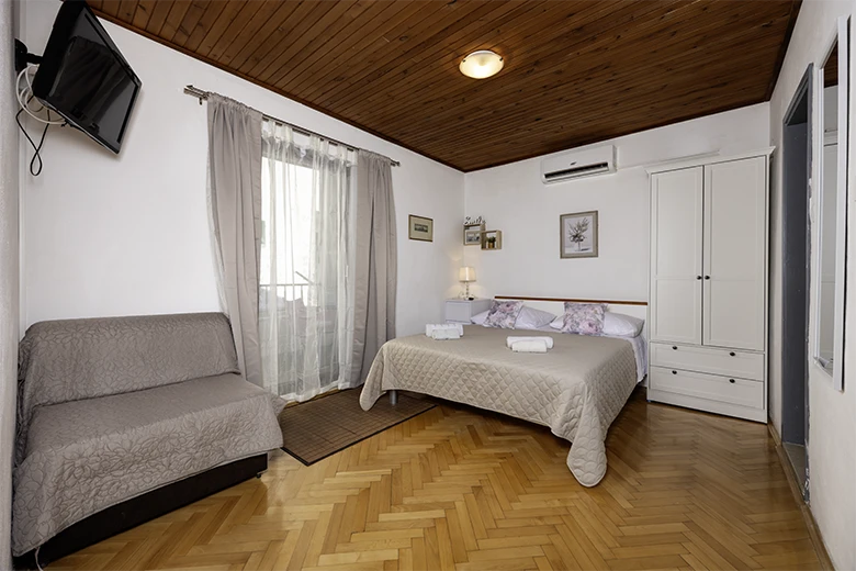 Apartments Milković, Tučepi - bedroom