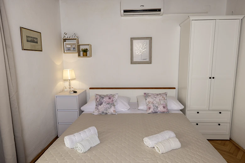 Apartments Milković, Tučepi - bedroom