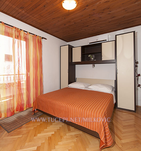 Apartments Milković, Tučepi - bedroom