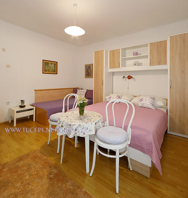 Apartments Milković, Tučepi - bedroom