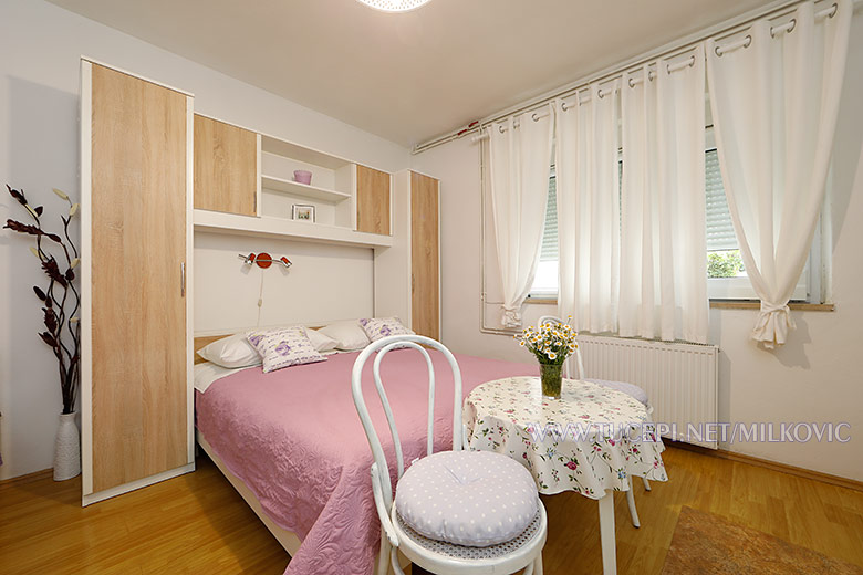 Apartments Milković, Tučepi - bedroom
