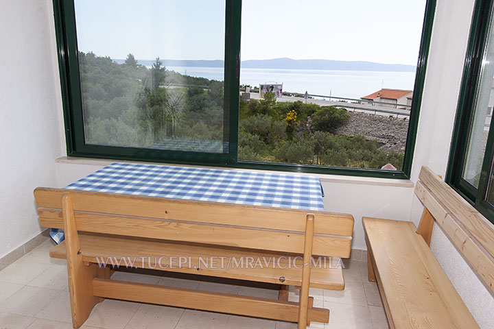 table with sea view