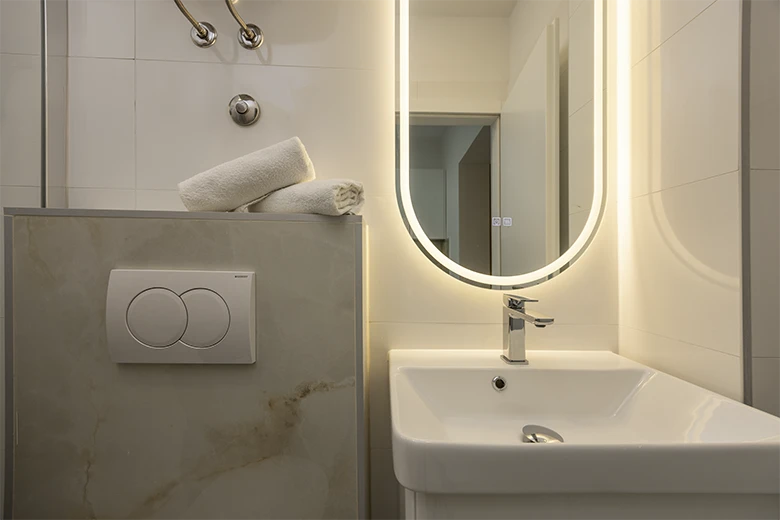 bathroom - apartments Mravičić, Tučepi