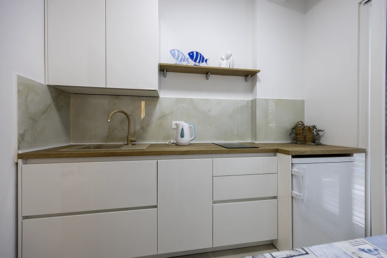 kitchen - apartments Mravičić, Tučepi