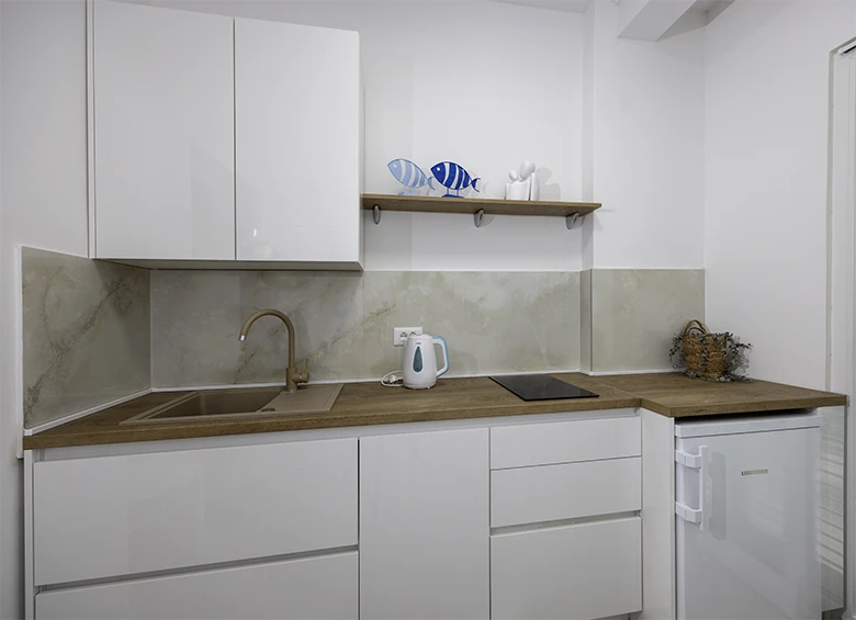 kitchen - apartments Mravičić, Tučepi