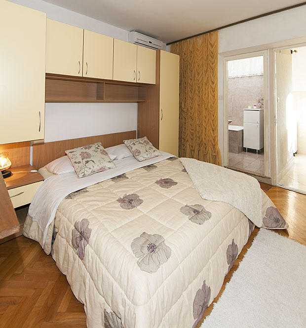 bedroom - apartments Mravičić, Tučepi