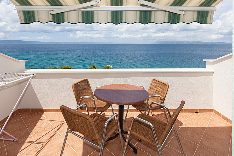 Apartments Murtela, Tučepi - balcony with sea view