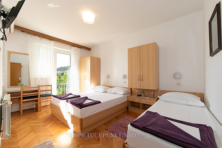 Apartments Nada, Tučepi - bedroom