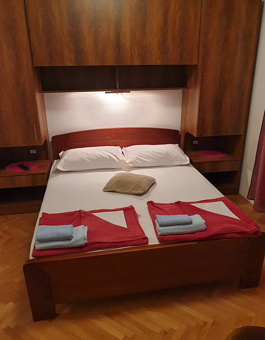 Apartments Nada, Tučepi - bedroom