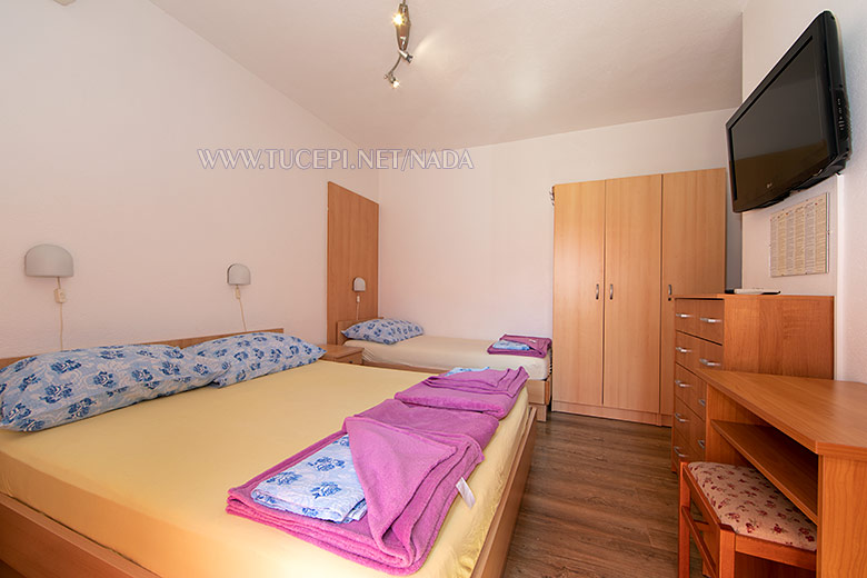 Apartments Nada, Tučepi - bedroom