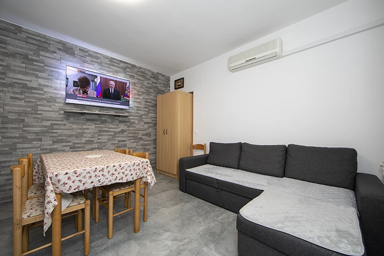 Apartments Nada, Tučepi - living room