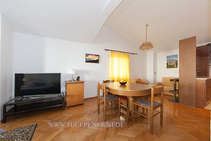 apartments Nede, Ante Grubišić, Tučepi - dining room