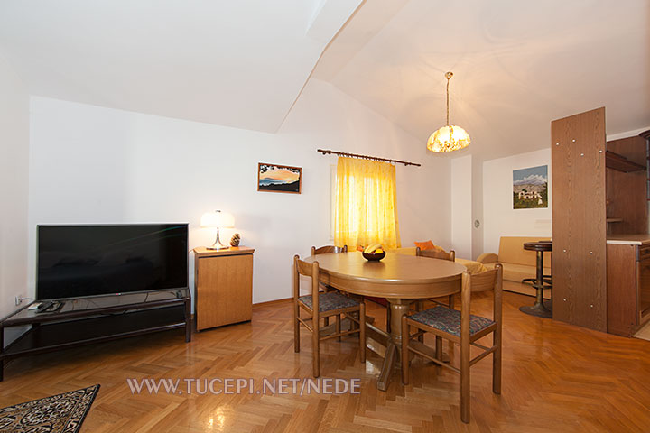 apartments Nede, Ante Grubišić, Tučepi - dining room