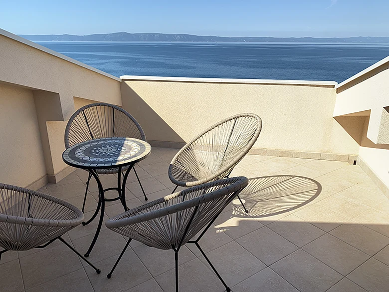 Apartments Nevenka, Tučepi -balcony with sea view