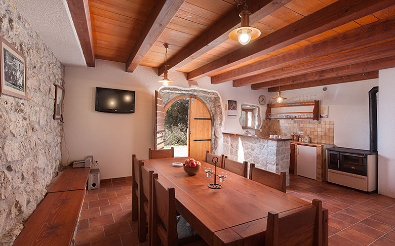 Apartments Pašalić, Tučepi countryside - dining room