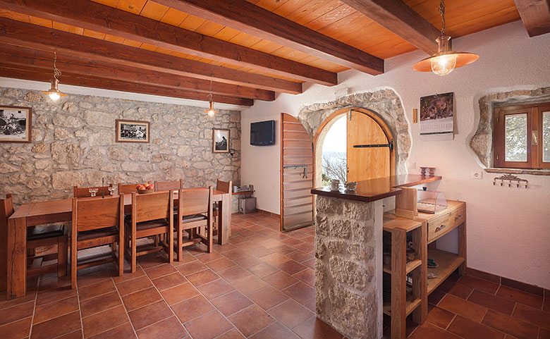 Apartments Pašalić, Tučepi countryside - dining room