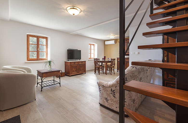 Apartments Pašalić, Tučepi countryside - living room