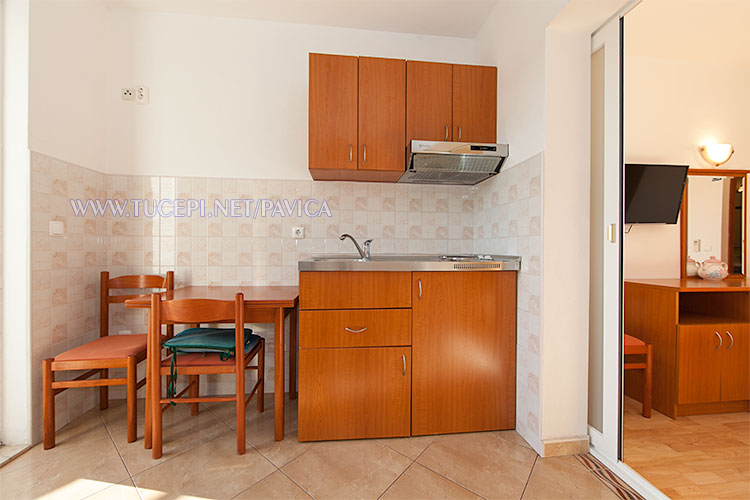 Apartments Pavica, Tučepi - kitchen