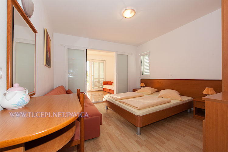 Apartments Pavica, Tučepi - bedroom