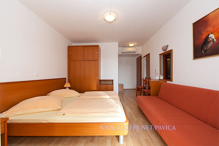 Apartments Pavica, Tučepi - bedroom