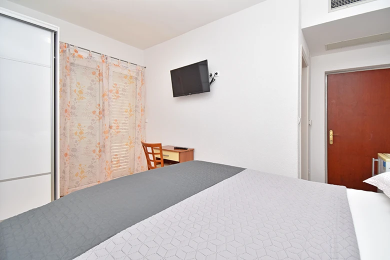 Tučepi, apartments Marija - bedroom