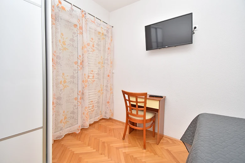 Tučepi, apartments Marija - bedroom