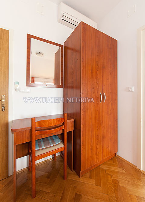 Tučepi, apartments Marija - bedroom