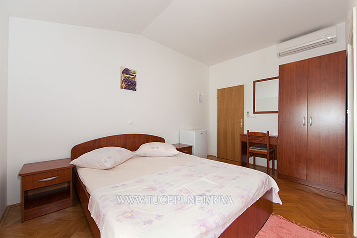 Tučepi, apartments Marija - bedroom