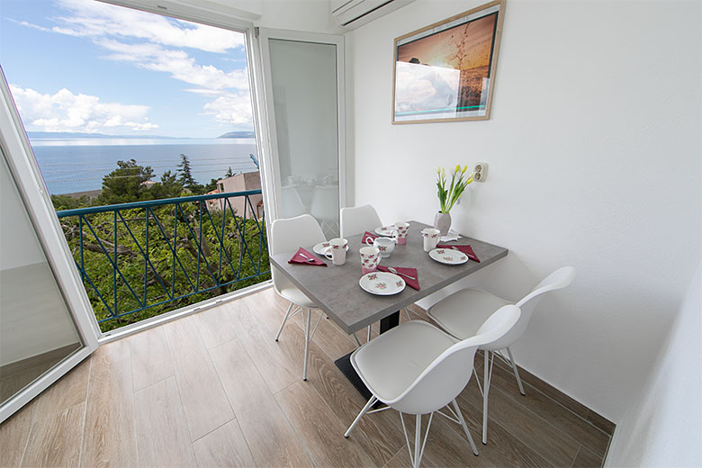 Apartments Ružica, Tučepi - dining room