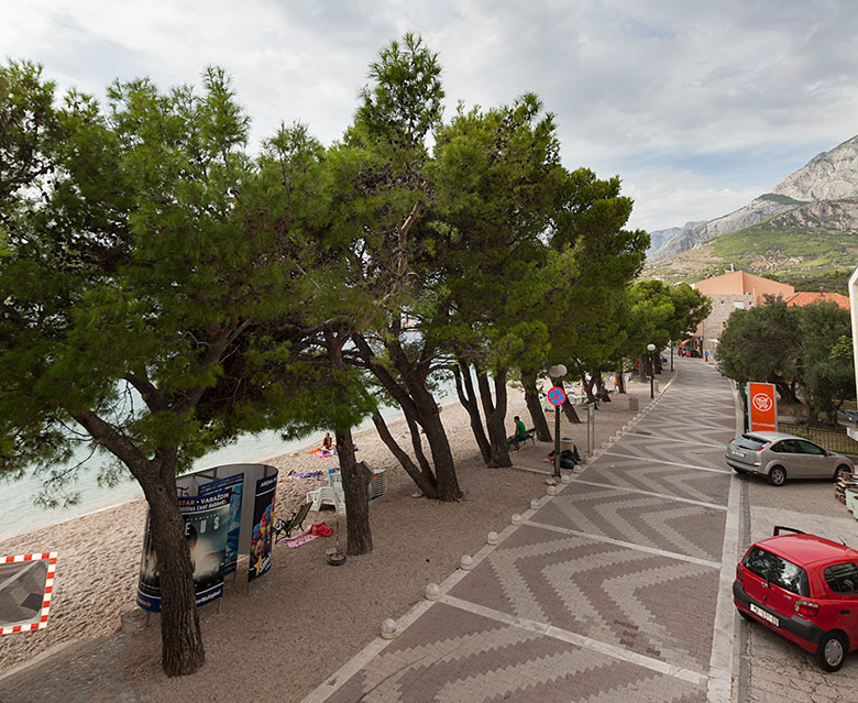 Apartments Sandra, Tučepi - sea view