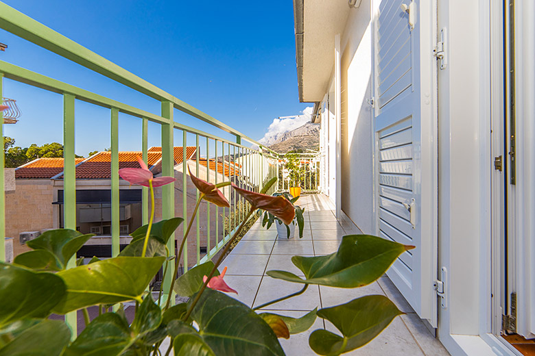 Apartments Sandra, Tučepi - balcony