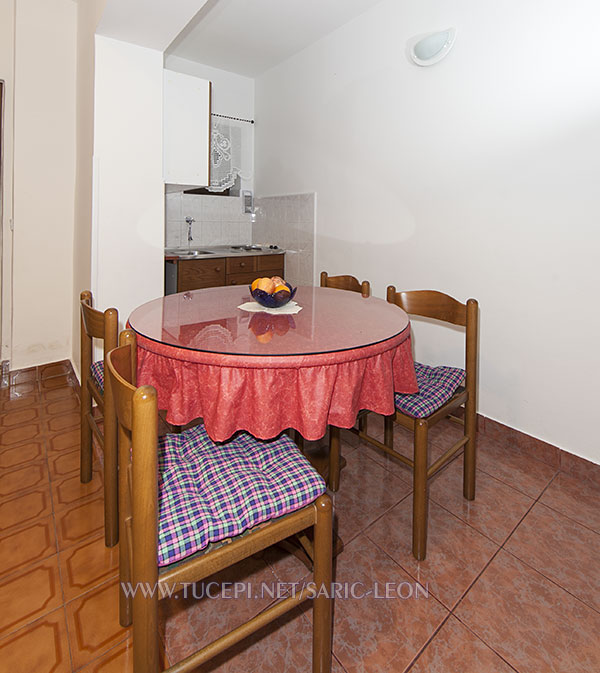 dining room - Apartments Marija Šarić, Tučepi