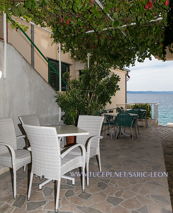 veranda with sea view - Apartments Marija Šarić, Tučepi