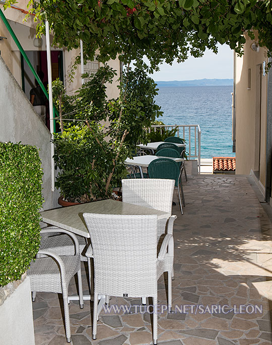 veranda with sea view - Apartments Marija Šarić, Tučepi