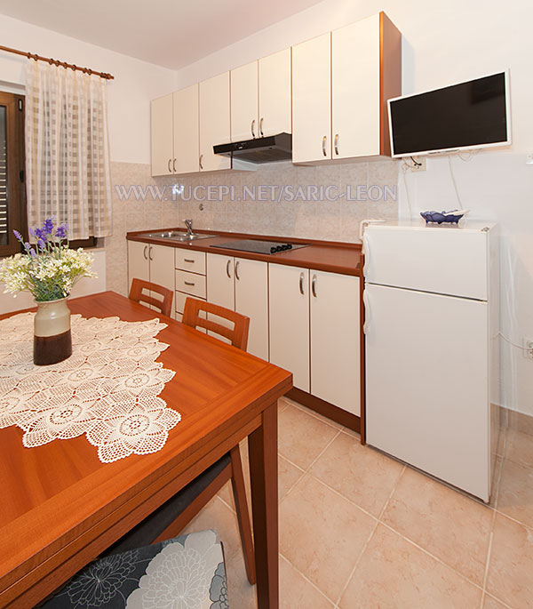 dining room - Apartments Marija Šarić, Tučepi